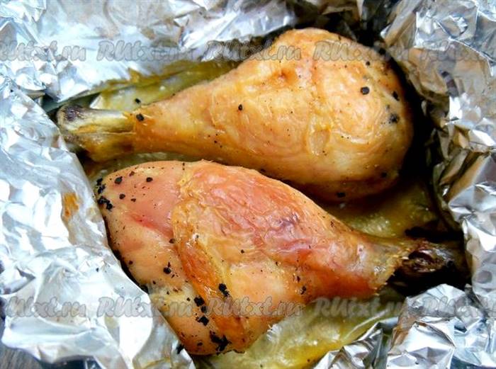 Курка у фользі в духовці рецепт із фото можна приготувати