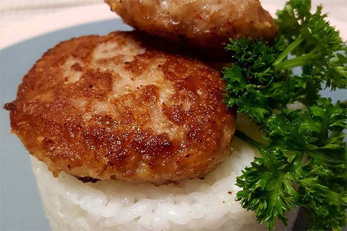 котлети з рисом